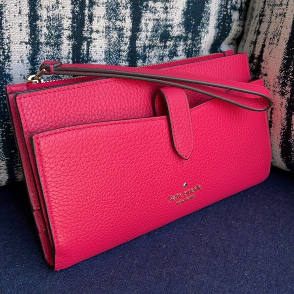 Kate Spade leila medium universal phone wristlet - Picture 3 of 16